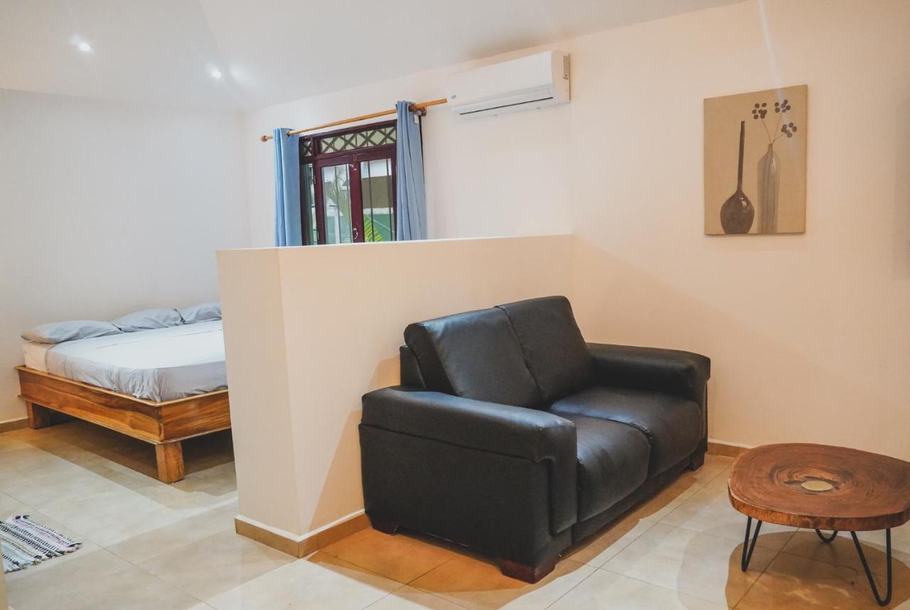 Hostel 7, Casa De Gingi Playa Santa Teresa  Екстер'єр фото
