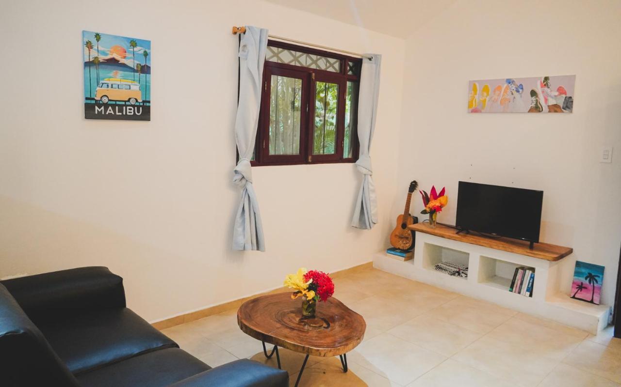 Hostel 7, Casa De Gingi Playa Santa Teresa  Екстер'єр фото